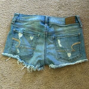 Size 2 American eagle shorts